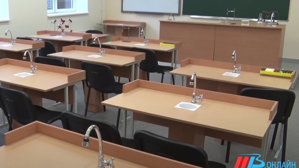 В 121 школе Волгоградской области классы закрыли на карантин по ковиду
